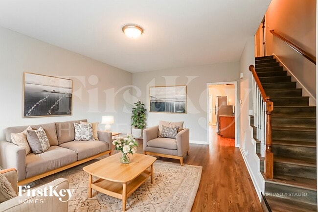 Building Photo - 531 Glenstone Springs Dr