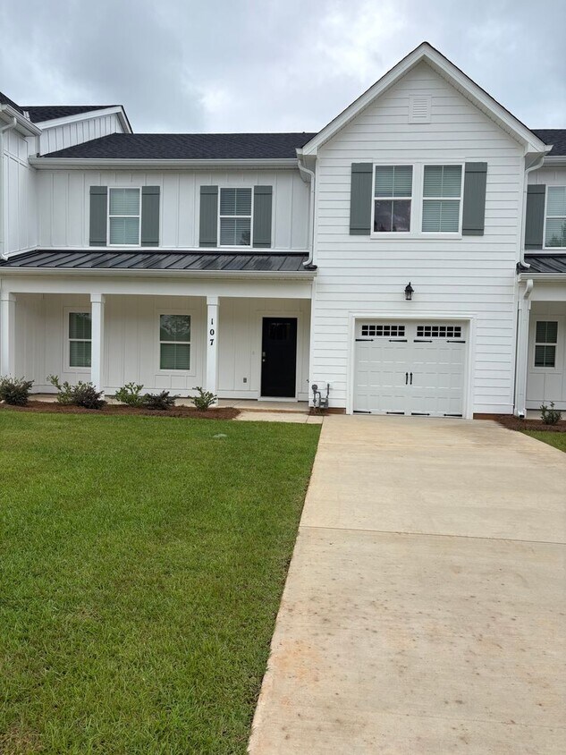 Foto principal - 107 Alva Ct