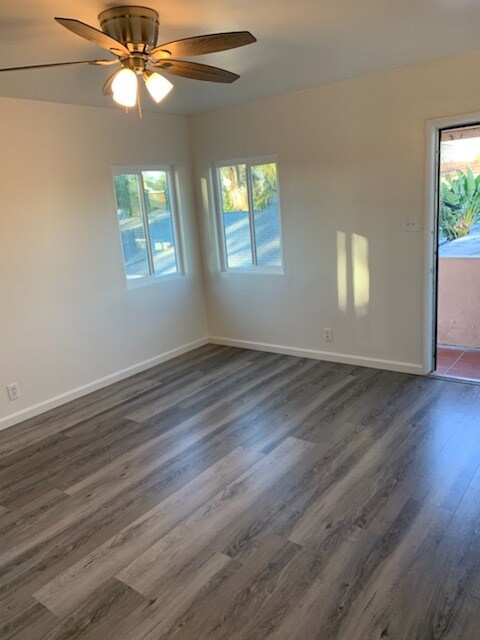 Sala de estar - 11730 Lakewood Blvd