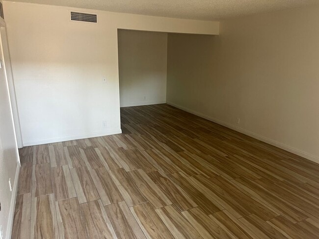 Foto del edificio - 1 Bedroom 1 Bath In Central Las Vegas