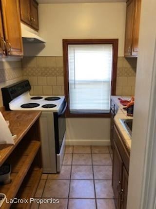 Foto del edificio - 3 br, 1 bath House - 32 Home Street