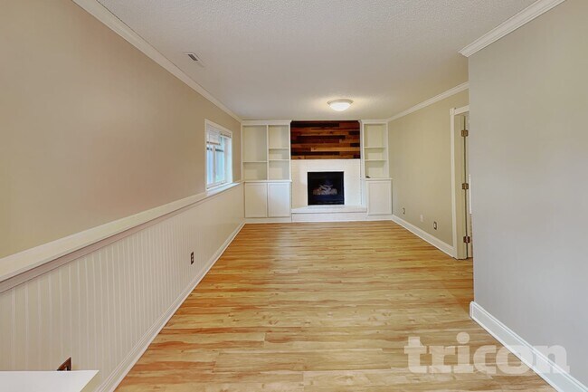 Foto del edificio - 7429 Chesham Ln