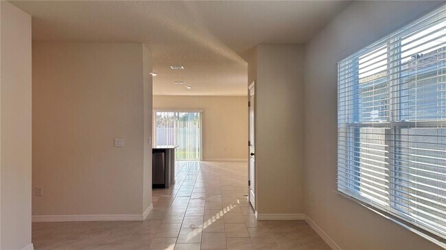 Foto del edificio - 2948 Waterlily Wy