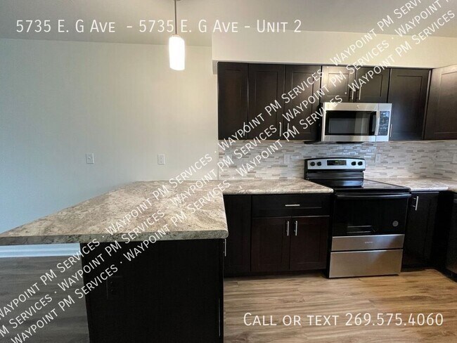 Foto del edificio - 5735 E G Ave