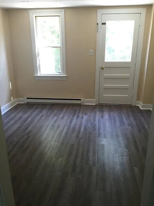 Foto principal - Introducing a pleasant 2-bedroom, 1-bathro...