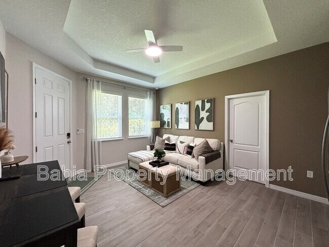 Building Photo - 2168 Greenwood Oak Dr