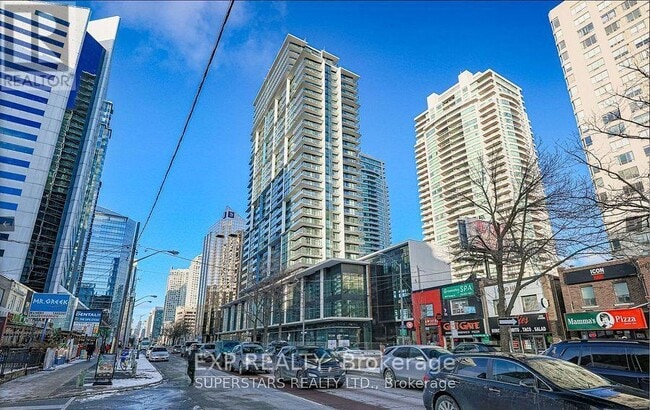 Photo du bâtiment - 4955-4955 Yonge St