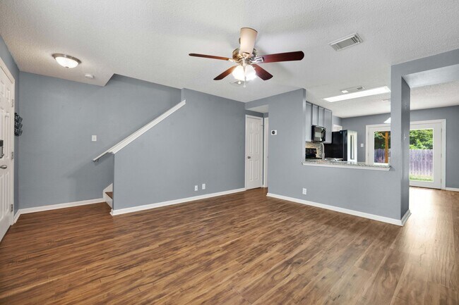 Building Photo - Rental home near Medical Center!!