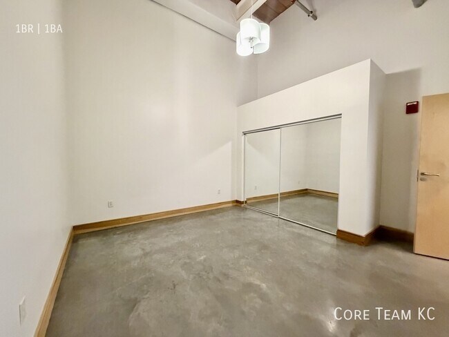 Foto del edificio - 382 W 22nd St