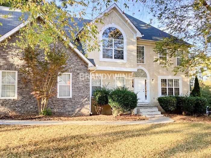 Primary Photo - Charming and Lovely 4BR! Apply today!