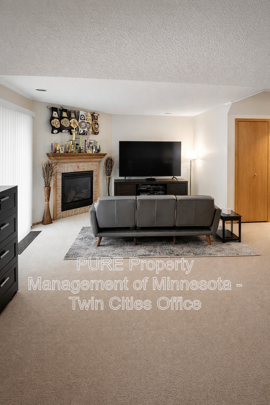 Foto del edificio - 15626 Float Ct