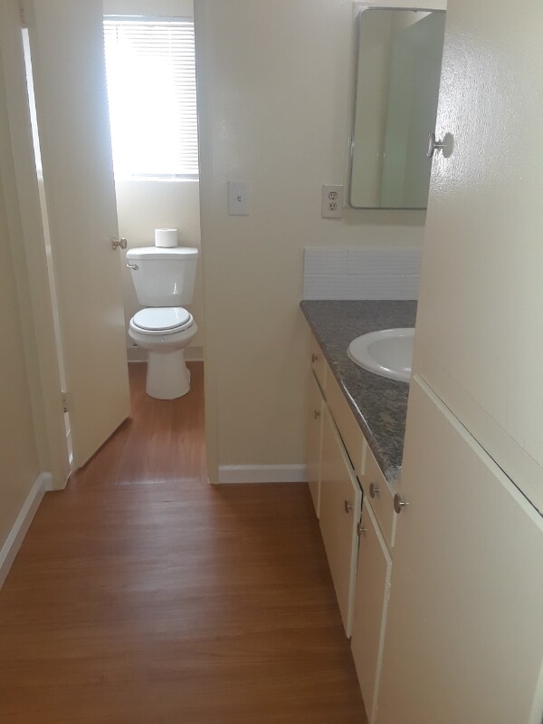 Foto del edificio - 10726 Orange Grove Ave