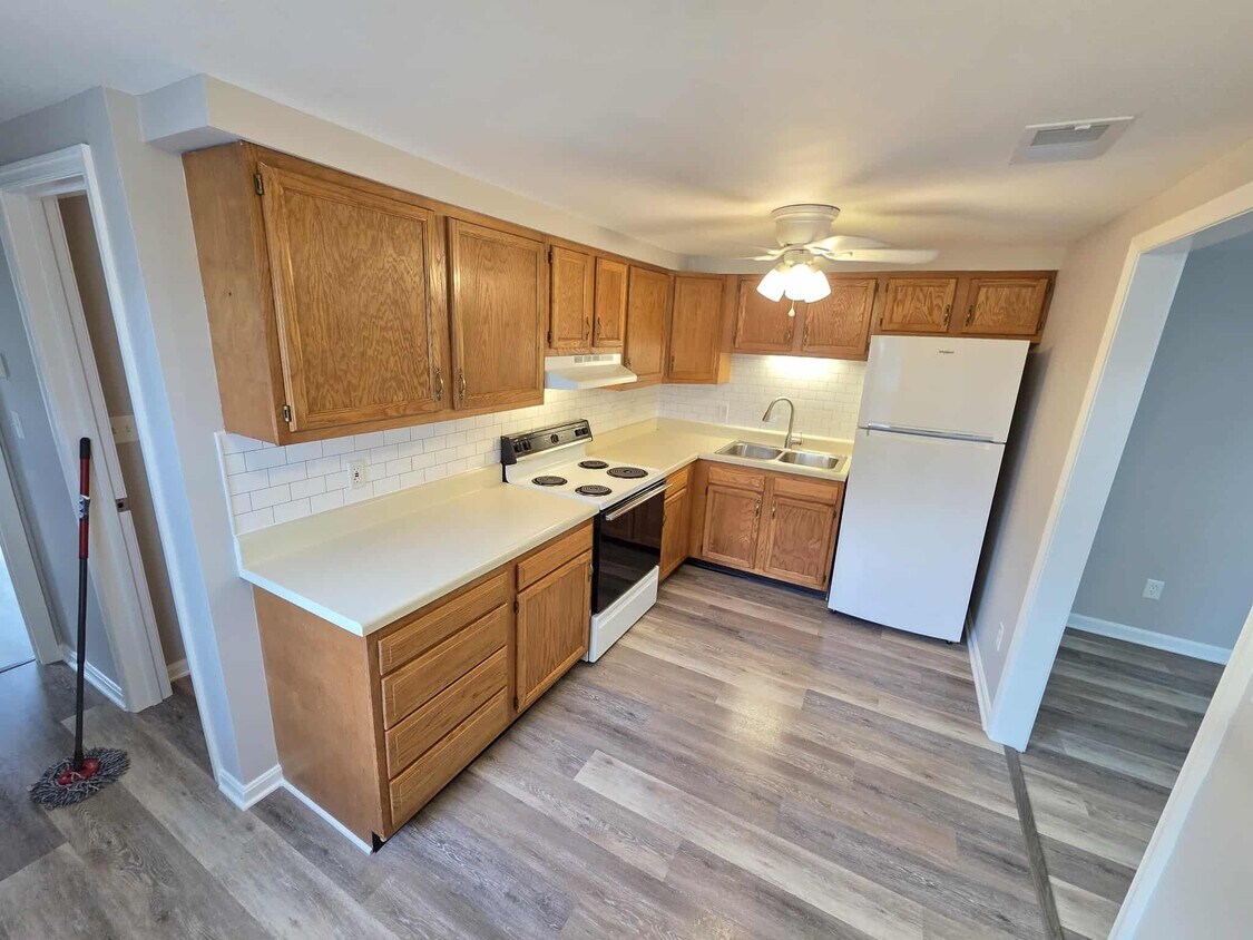 Foto principal - 923 Rose Hill Ave