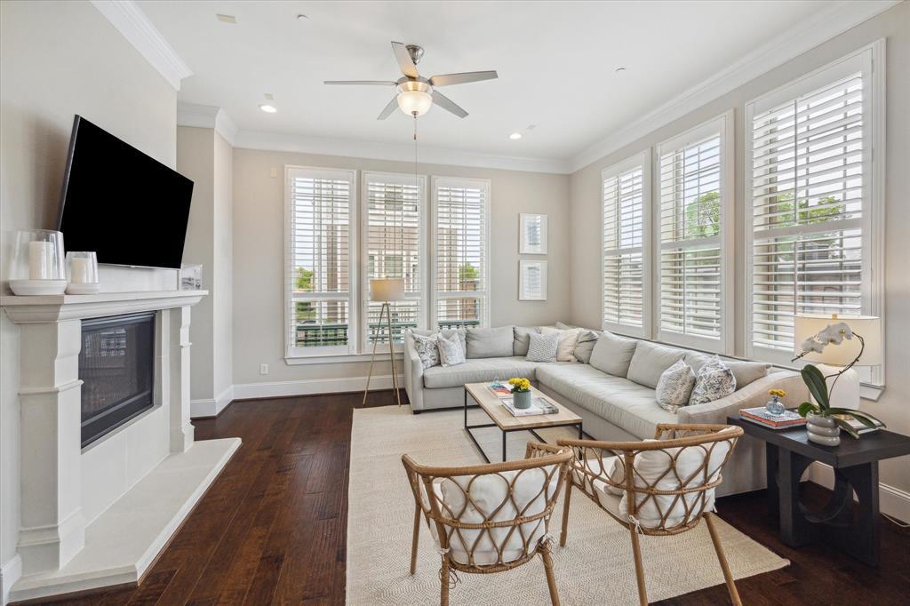 Foto principal - 923 Byrne St