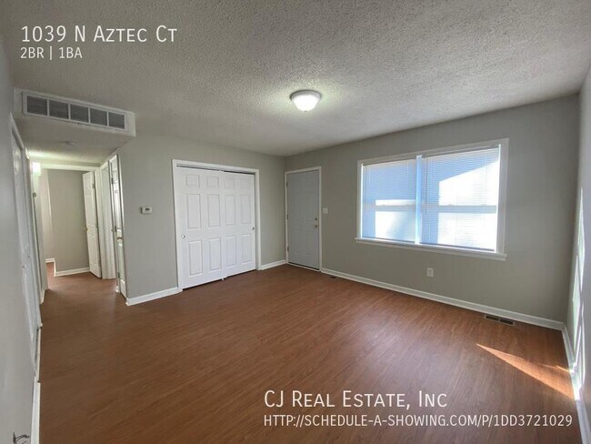 Foto del edificio - 1039 N Aztec Ct