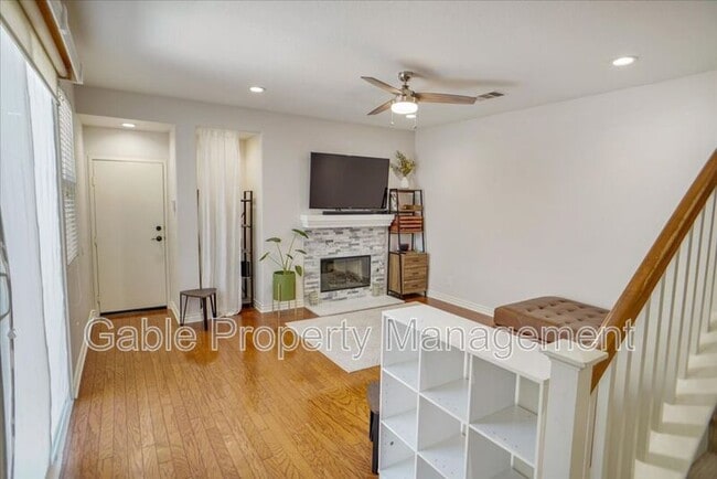 Building Photo - 27448 Coldwater Dr