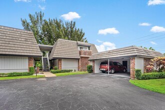 Building Photo - 408 Pine Tree Ct