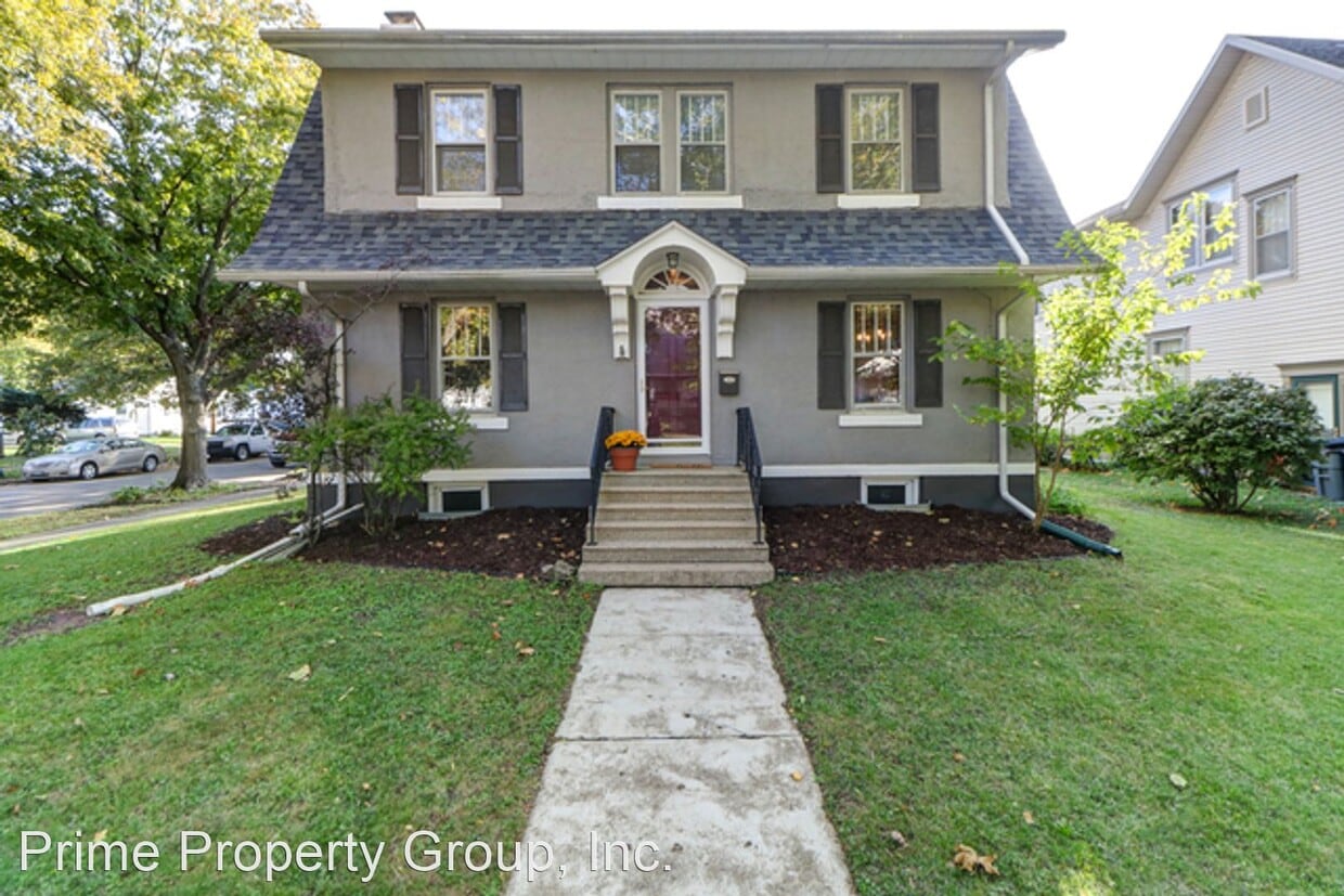 Primary Photo - 3 br, 1 bath House - 410 N Edwin