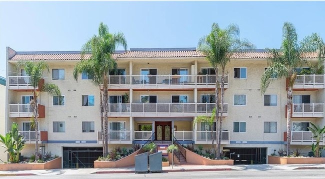 Building Photo - 1707 Pacific Coast Hwy
