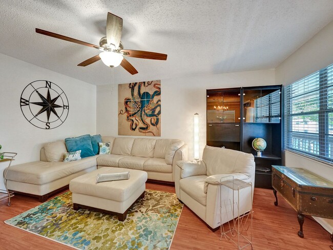 Photo - Beautiful fully furnished 2 bedroom 1.5 bath. Apartment