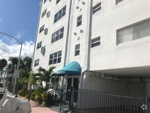 Building Photo - 801 Meridian Ave