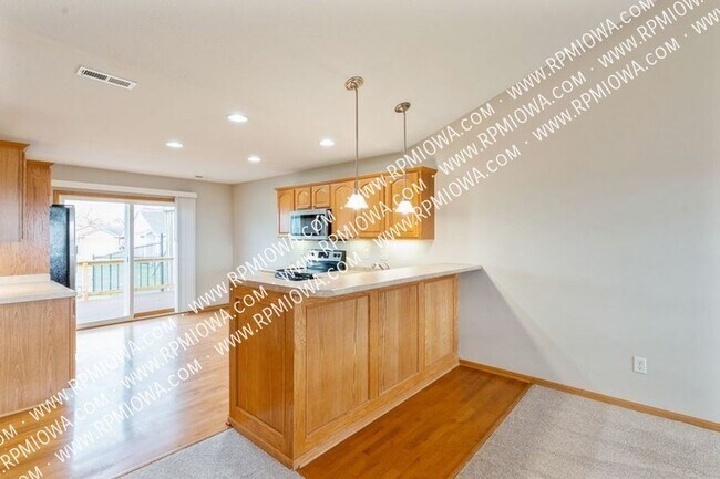 Foto del edificio - 425 Wright Rd