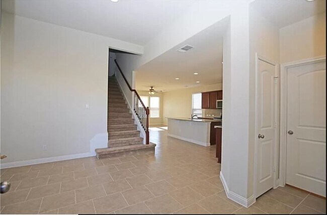 Foto del edificio - 16007 Remington Reserve Way