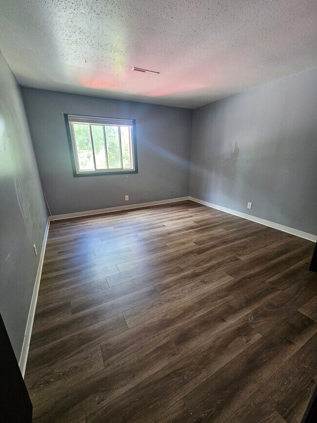 Foto del edificio - 2330 E Locust St