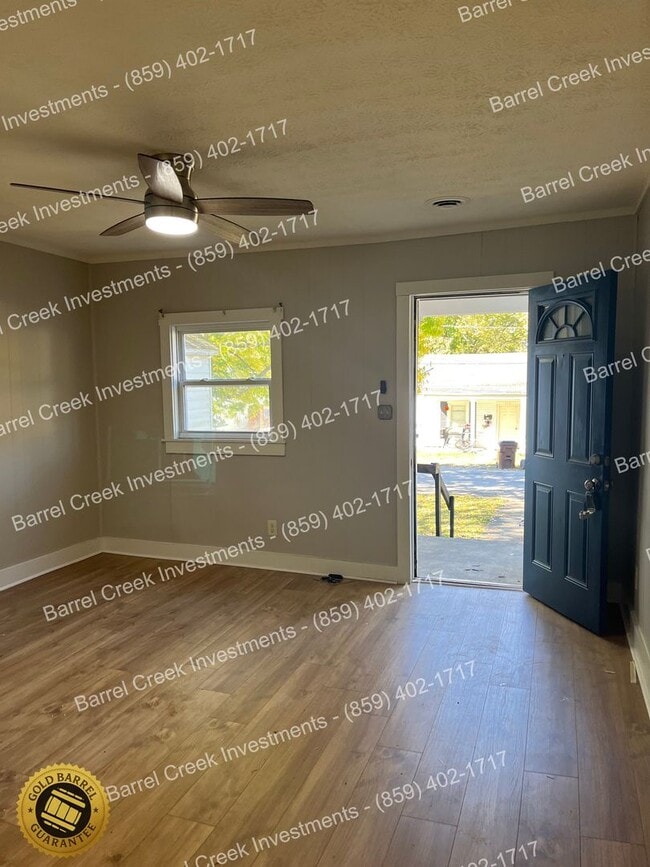 Foto del edificio - 2-Bed 1-Bath House