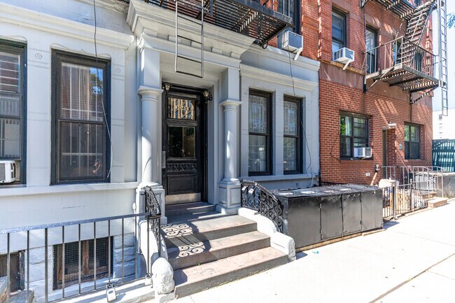 Entrance - 304 East 83rd Street