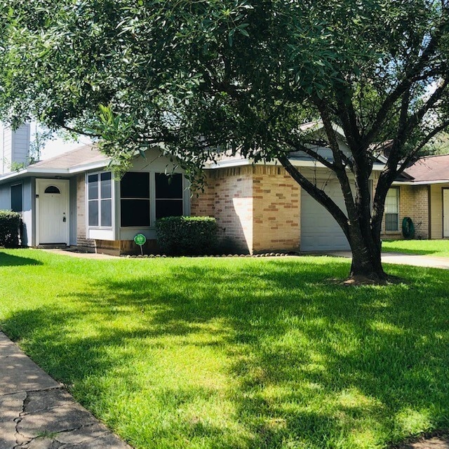 Building Photo - 1607 Bugle Run Dr