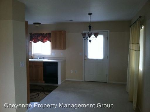 Foto del edificio - 5824 Stonewood Dr