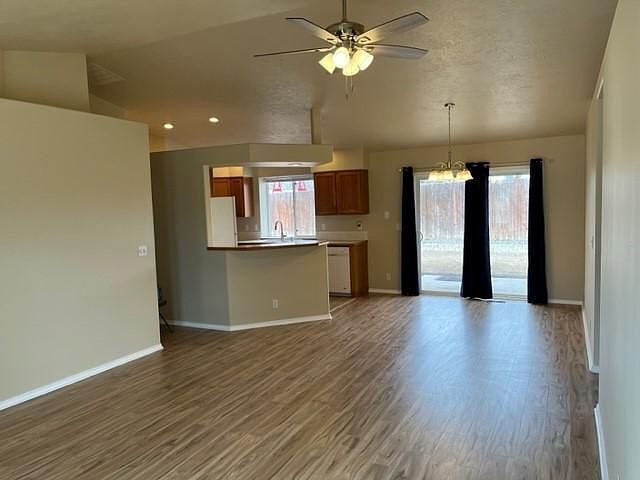 Foto del edificio - 8296 W Pamela St