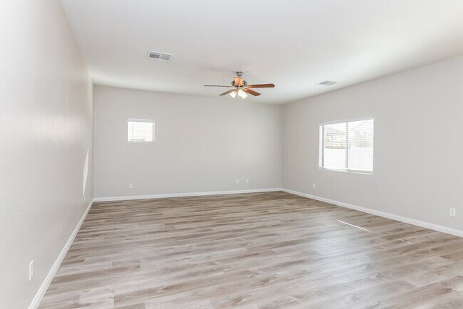 Foto del edificio - 5637 Distant Drum St