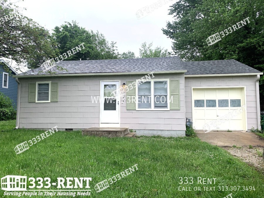 340 South St, Peculiar, MO 64078 House Rental in Peculiar, MO