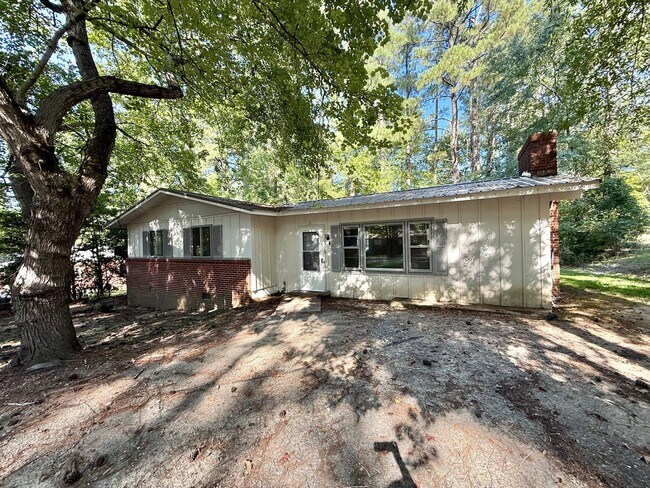 Foto del edificio - 1301 Shannon Dr