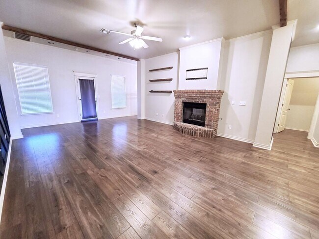 Foto del edificio - The Grove Neighborhood with Deer Creek Sch...