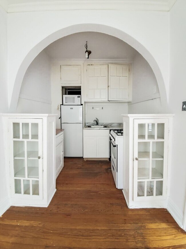 Foto del edificio - 435 W Surf St