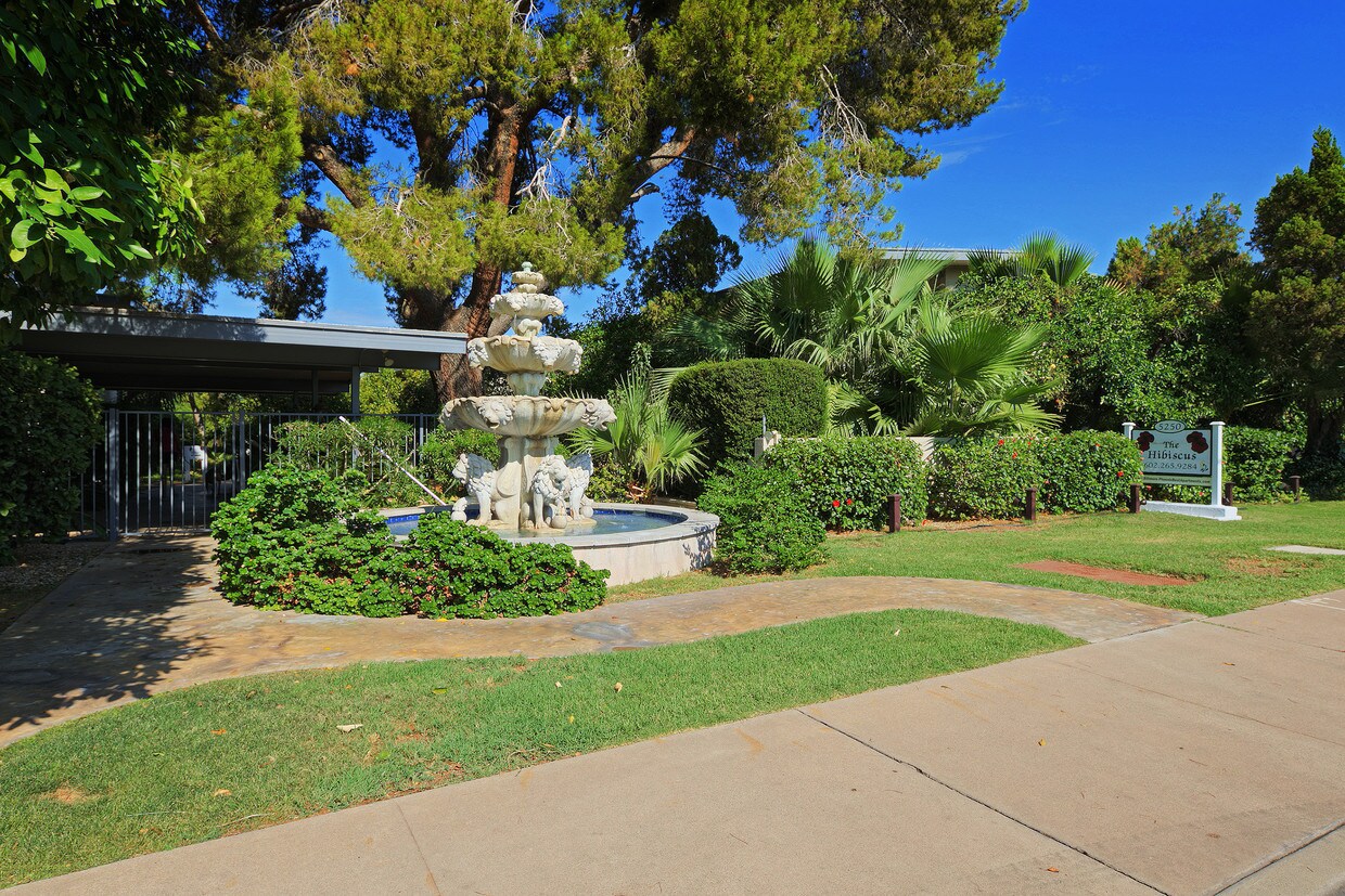 Primary Photo - 5250 N 20th Ave
