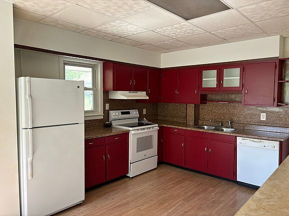 Foto del edificio - Clean 3 bedroom home