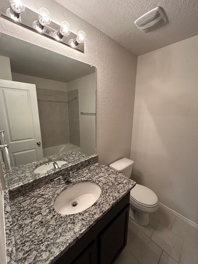 Foto del edificio - *COMING SOON* Lovely 3 Bedroom/ 2 Bath Home In Converse, TX!