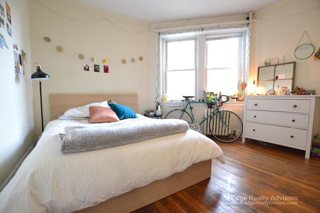 Photo - 60 Egmont St Apartment