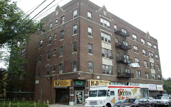 Primary Photo - 1607-1615 Maple Ave