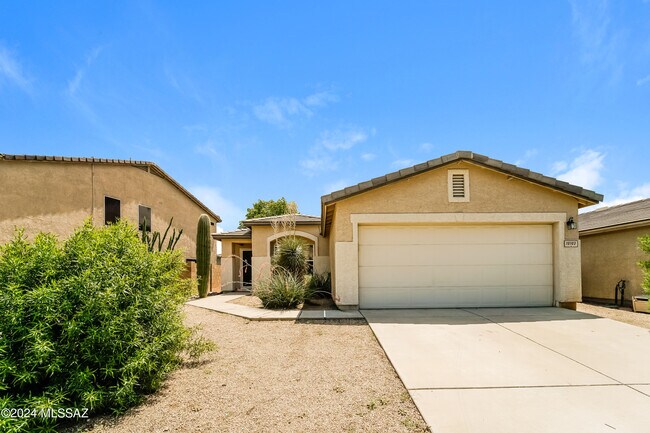 Foto del edificio - 10103 N Mill Crossing Way