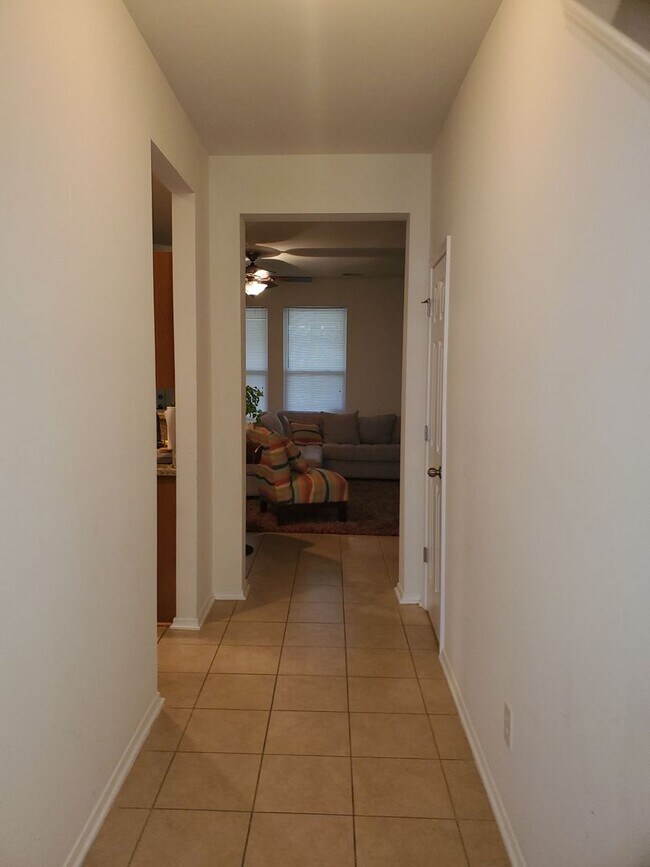 Foto del edificio - Wellington Community - Long Term Rental