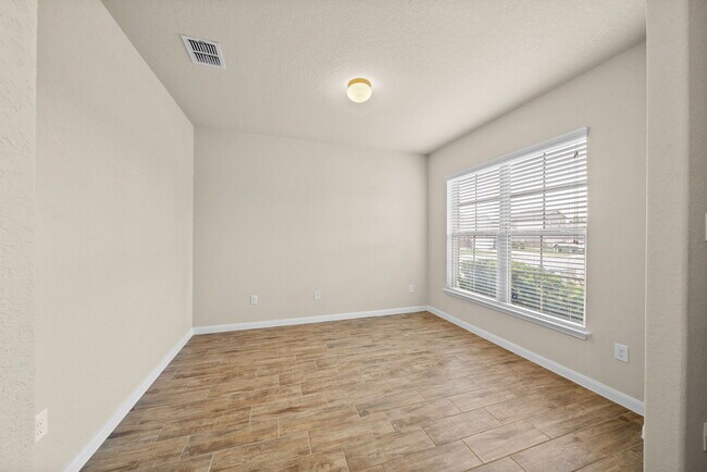 Building Photo - 13207 Frio Parke