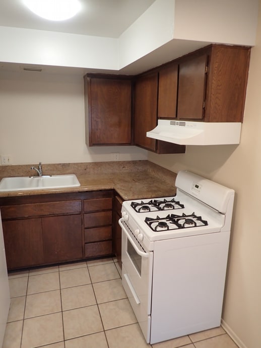 Building Photo - 420 Ellwood Beach Dr