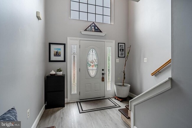 Building Photo - 326 Cattail Ct