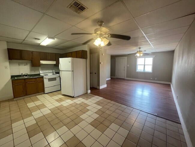 Foto del edificio - North Bay / central Portland area-Affordable rental-$99 move-in special
