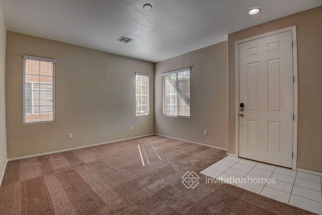 Building Photo - 10442 Masons Creek St